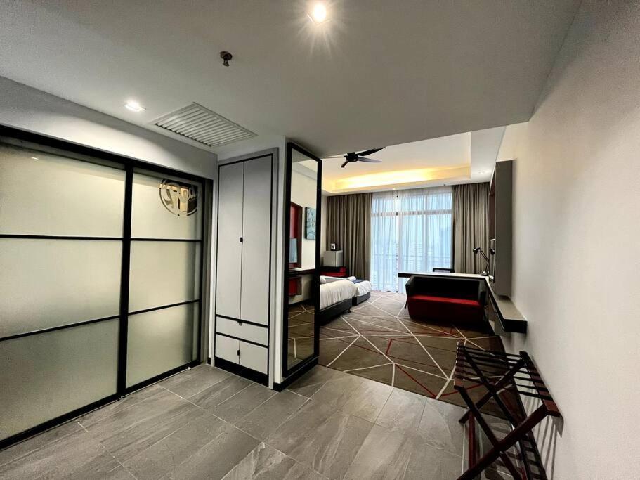 #16 M101 Dang Wangi Klcc View Pool By Livin Apartment Kuala Lumpur Exterior foto